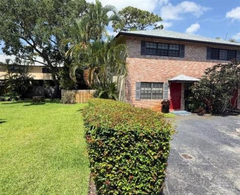 2113 NE 11th Avenue Wilton Manors FL 33305