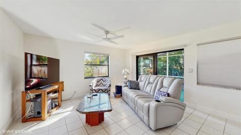 2113 NE 11th Avenue Wilton Manors FL 33305