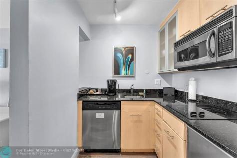 2670 E Sunrise Boulevard Fort Lauderdale FL 33304