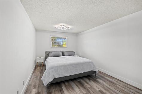 101 E Mcnab Road Pompano Beach FL 33060