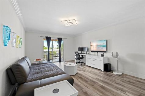 101 E Mcnab Road Pompano Beach FL 33060