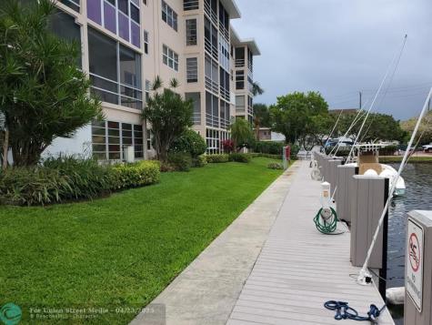 1481 S Ocean Boulevard Lauderdale By The Sea FL 33062
