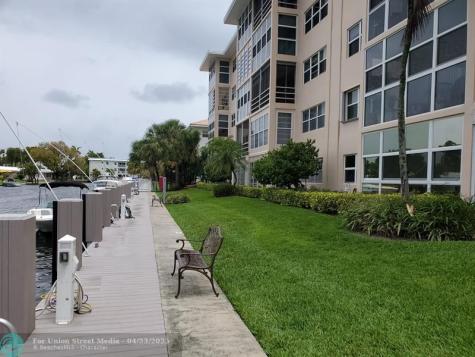 1481 S Ocean Boulevard Lauderdale By The Sea FL 33062