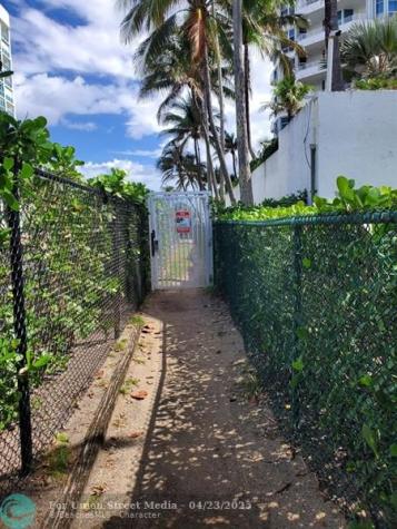 1481 S Ocean Boulevard Lauderdale By The Sea FL 33062