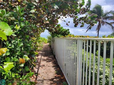 1481 S Ocean Boulevard Lauderdale By The Sea FL 33062