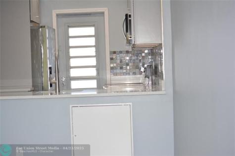 1481 S Ocean Boulevard Lauderdale By The Sea FL 33062