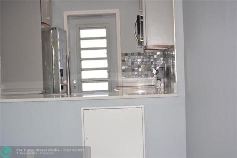 1481 S Ocean Boulevard Lauderdale By The Sea FL 33062