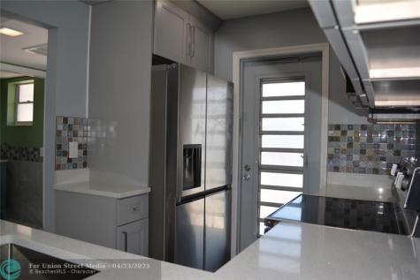 1481 S Ocean Boulevard Lauderdale By The Sea FL 33062
