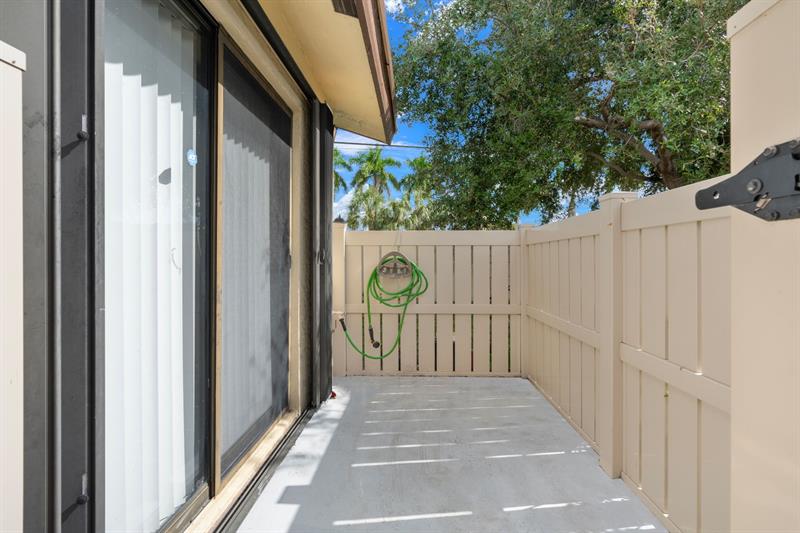 791 Banks Road Pompano Beach FL 33063