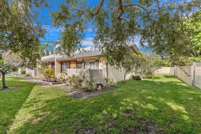 791 Banks Road Pompano Beach FL 33063