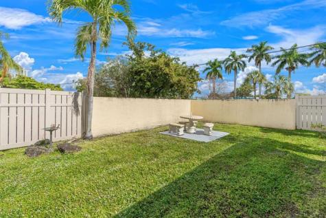791 Banks Road Pompano Beach FL 33063