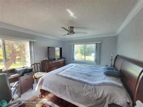 8260 SW 24th Street North Lauderdale FL 33068