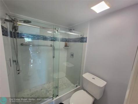8260 SW 24th Street North Lauderdale FL 33068