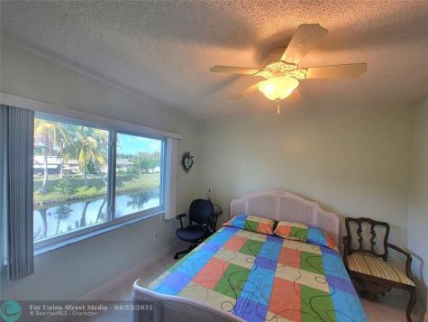 8260 SW 24th Street North Lauderdale FL 33068