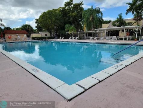 8260 SW 24th Street North Lauderdale FL 33068