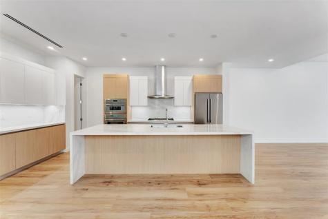 812 SE 12th Street Fort Lauderdale FL 33316