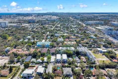 812 SE 12th Street Fort Lauderdale FL 33316