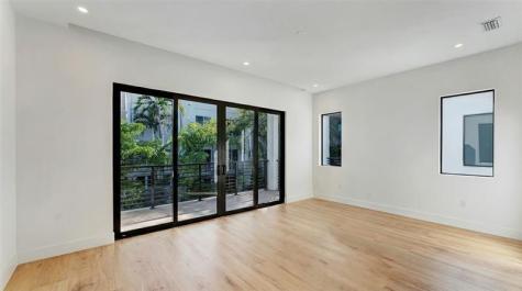 812 SE 12th Street Fort Lauderdale FL 33316