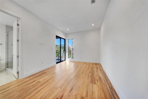 812 SE 12th Street Fort Lauderdale FL 33316