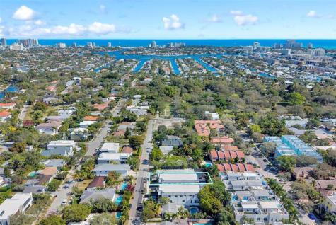 812 SE 12th Street Fort Lauderdale FL 33316