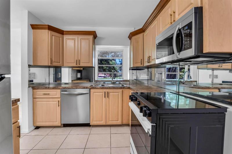 17 Willowbrook Lane Delray Beach FL 33446