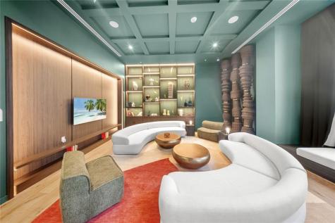 11 NE 6th Street Miami FL 33132