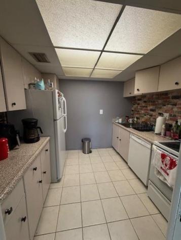 2900 NE 30th Street Fort Lauderdale FL 33306