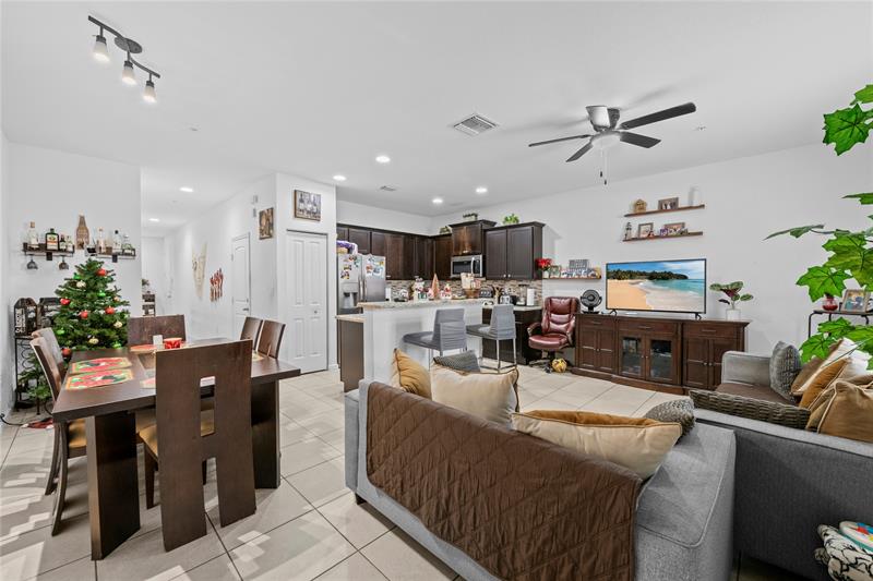 197 SW 6th Place Pompano Beach FL 33060