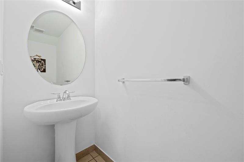 197 SW 6th Place Pompano Beach FL 33060