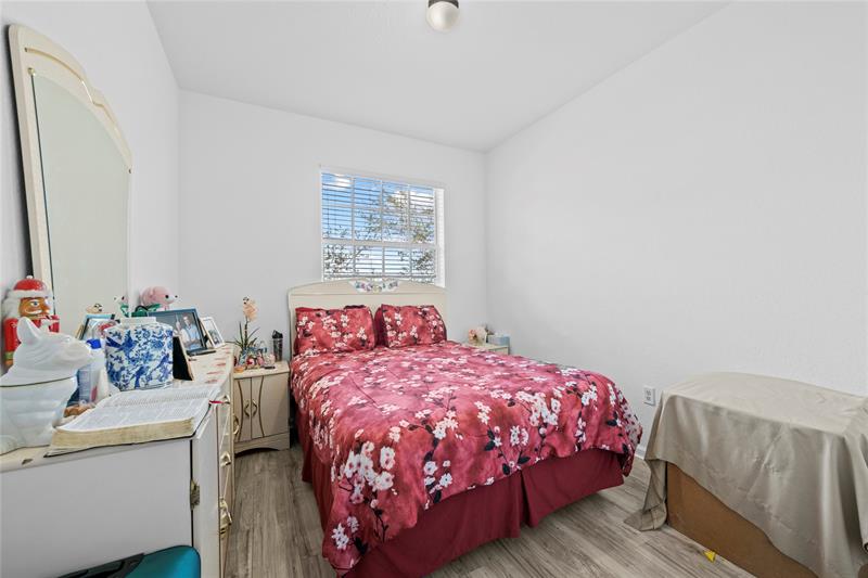 197 SW 6th Place Pompano Beach FL 33060