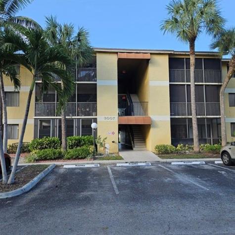 3007 N Oakland Forest Drive Oakland Park FL 33309