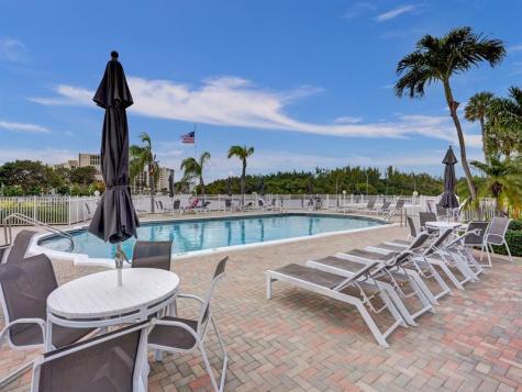 105 NE 19th Avenue Deerfield Beach FL 33441