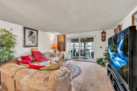 121 SE 3rd Avenue Dania Beach FL 33004