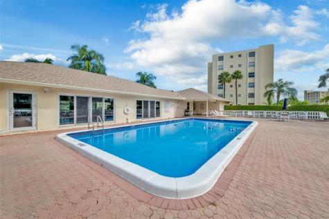 121 SE 3rd Avenue Dania Beach FL 33004