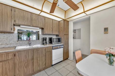 121 SE 3rd Avenue Dania Beach FL 33004