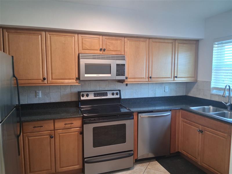 505 NE 20 Avenue Deerfield Beach Fl 33441