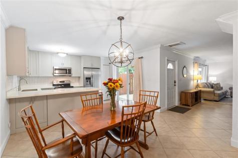 2061 SW 90th Avenue Davie FL 33324