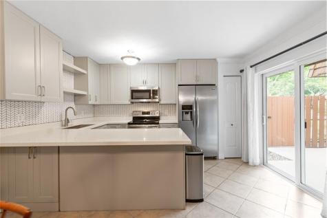 2061 SW 90th Avenue Davie FL 33324