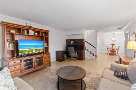 2061 SW 90th Avenue Davie FL 33324