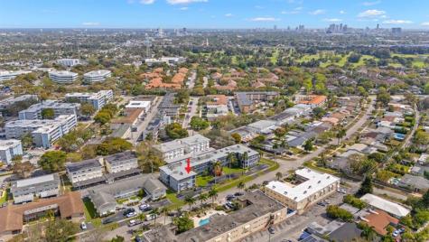 515 S Crescent Drive Hollywood FL 33021
