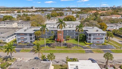 515 S Crescent Drive Hollywood FL 33021