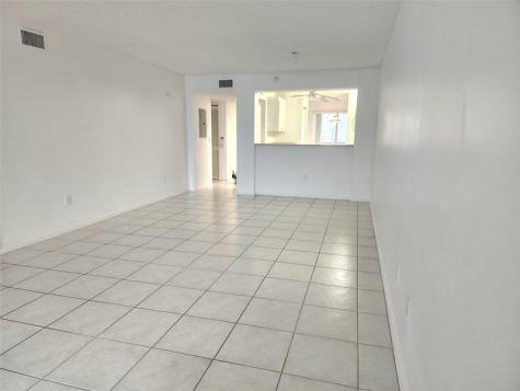 7751 Southampton Terrace Tamarac FL 33321