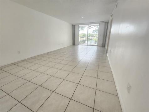 7751 Southampton Terrace Tamarac FL 33321