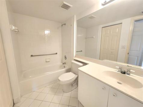 7751 Southampton Terrace Tamarac FL 33321