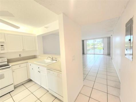 7751 Southampton Terrace Tamarac FL 33321