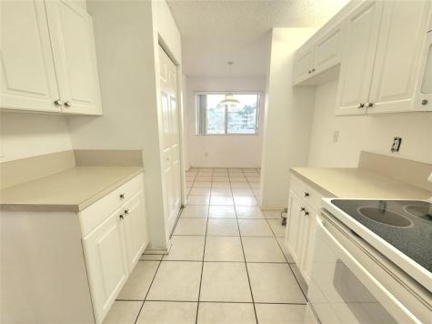 7751 Southampton Terrace Tamarac FL 33321