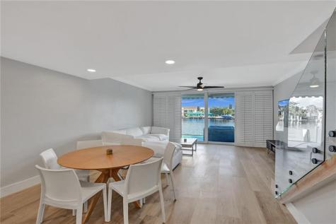 876 Jeffery Street Boca Raton FL 33487