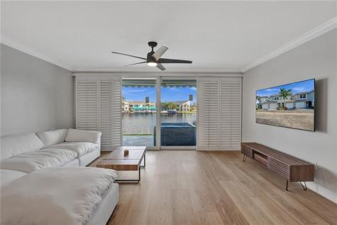 876 Jeffery Street Boca Raton FL 33487