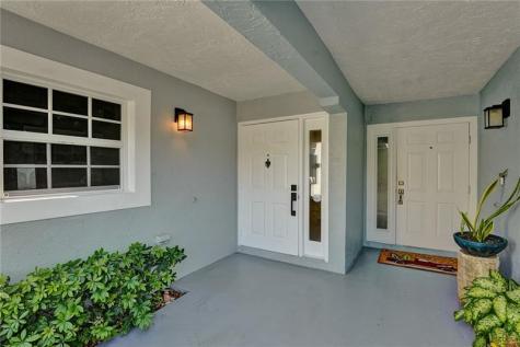 876 Jeffery Street Boca Raton FL 33487