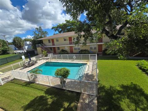 305 NE 16th Street Fort Lauderdale FL 33304